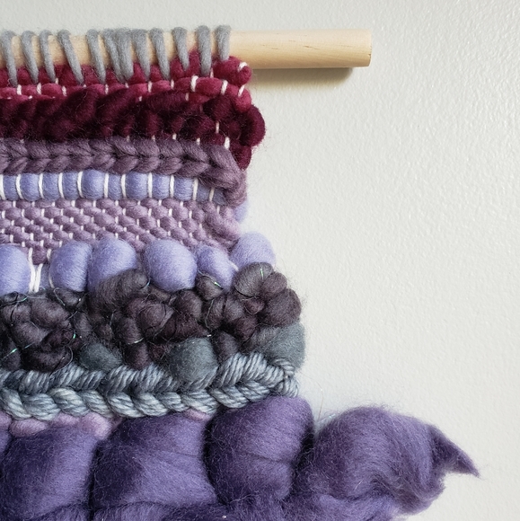 Small woven wall tapestry - Picture 4 of 5